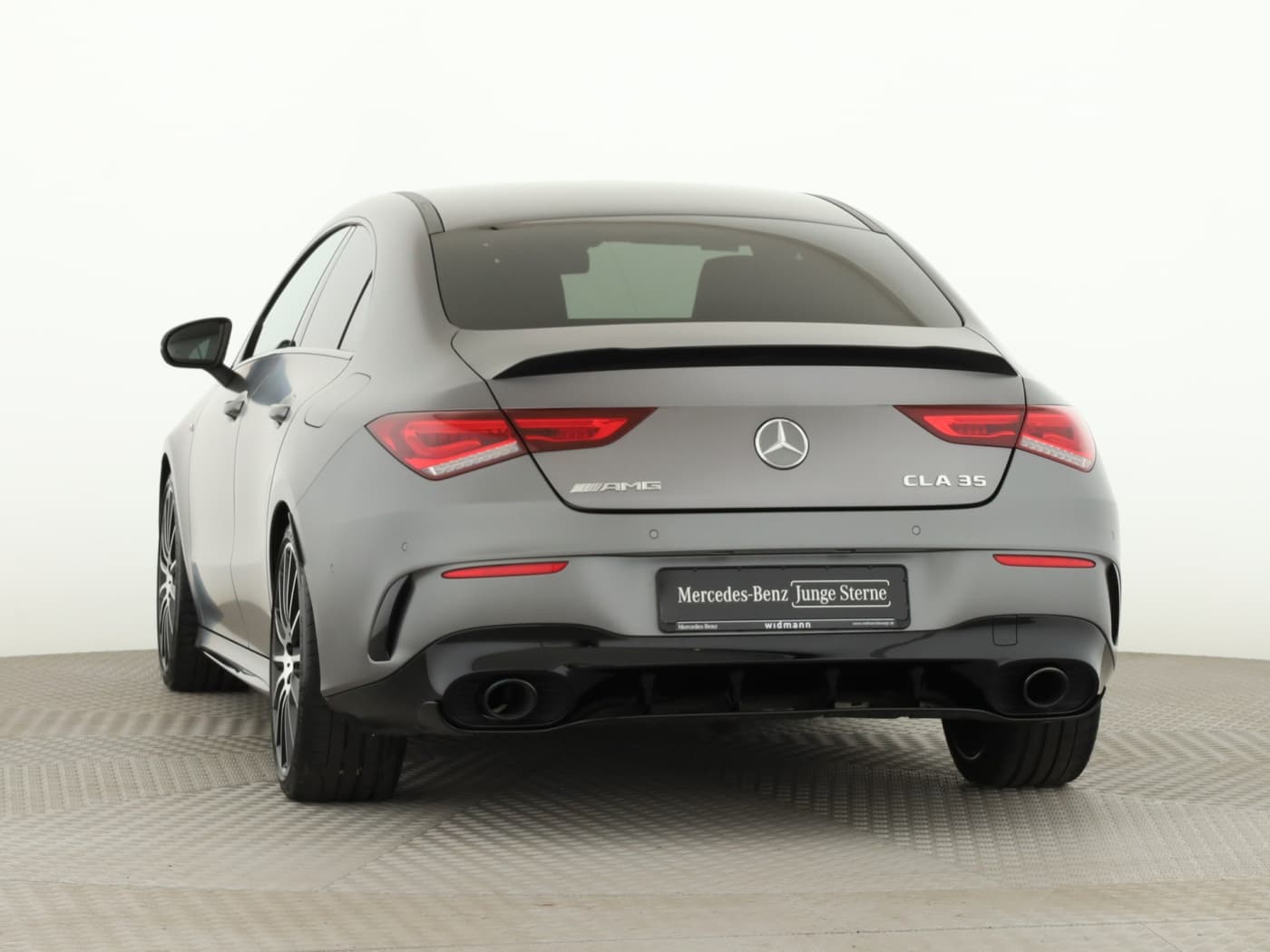 Mercedes-Benz CLA 35 AMG 4M Bild 4