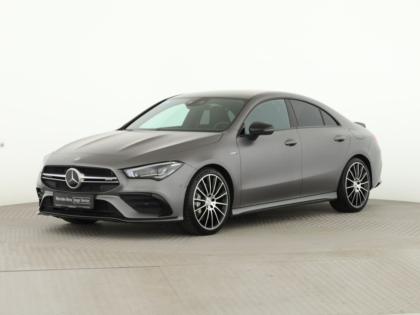 Mercedes-Benz CLA 35 AMG 4M Bild 5