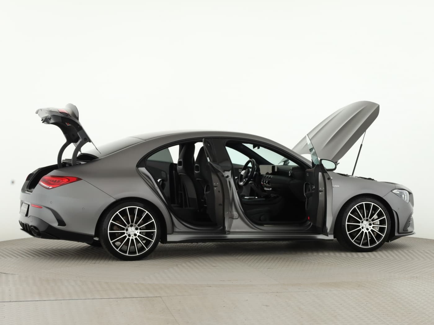 Mercedes-Benz CLA 35 AMG 4M Bild 8