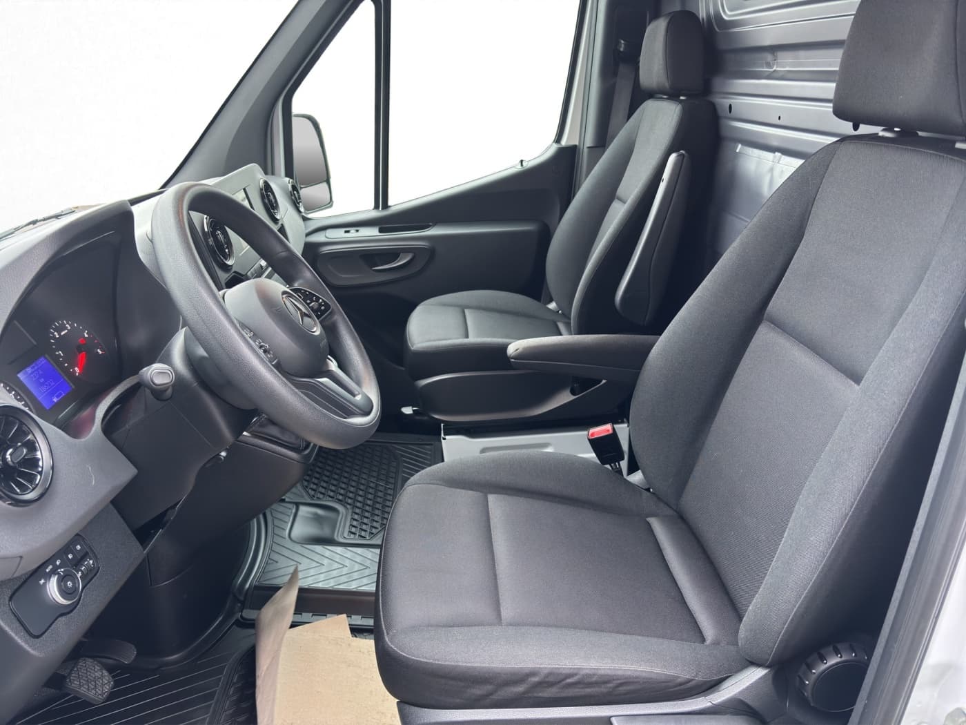 Mercedes-Benz Sprinter 317 CDI Kasten Bild 10