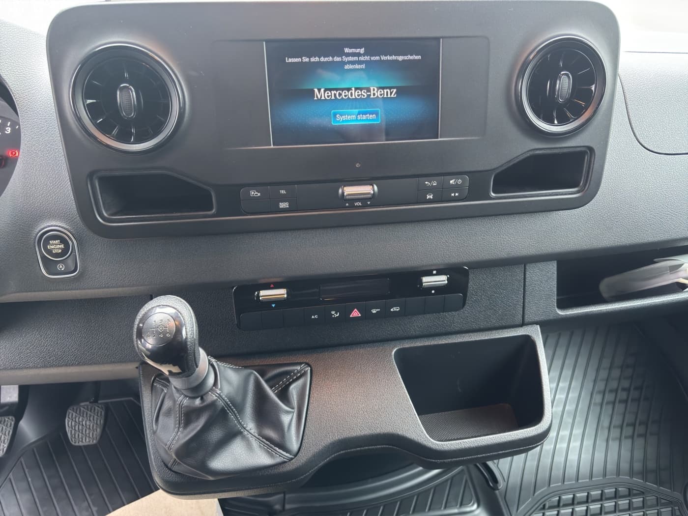 Mercedes-Benz Sprinter 317 CDI Kasten Bild 12