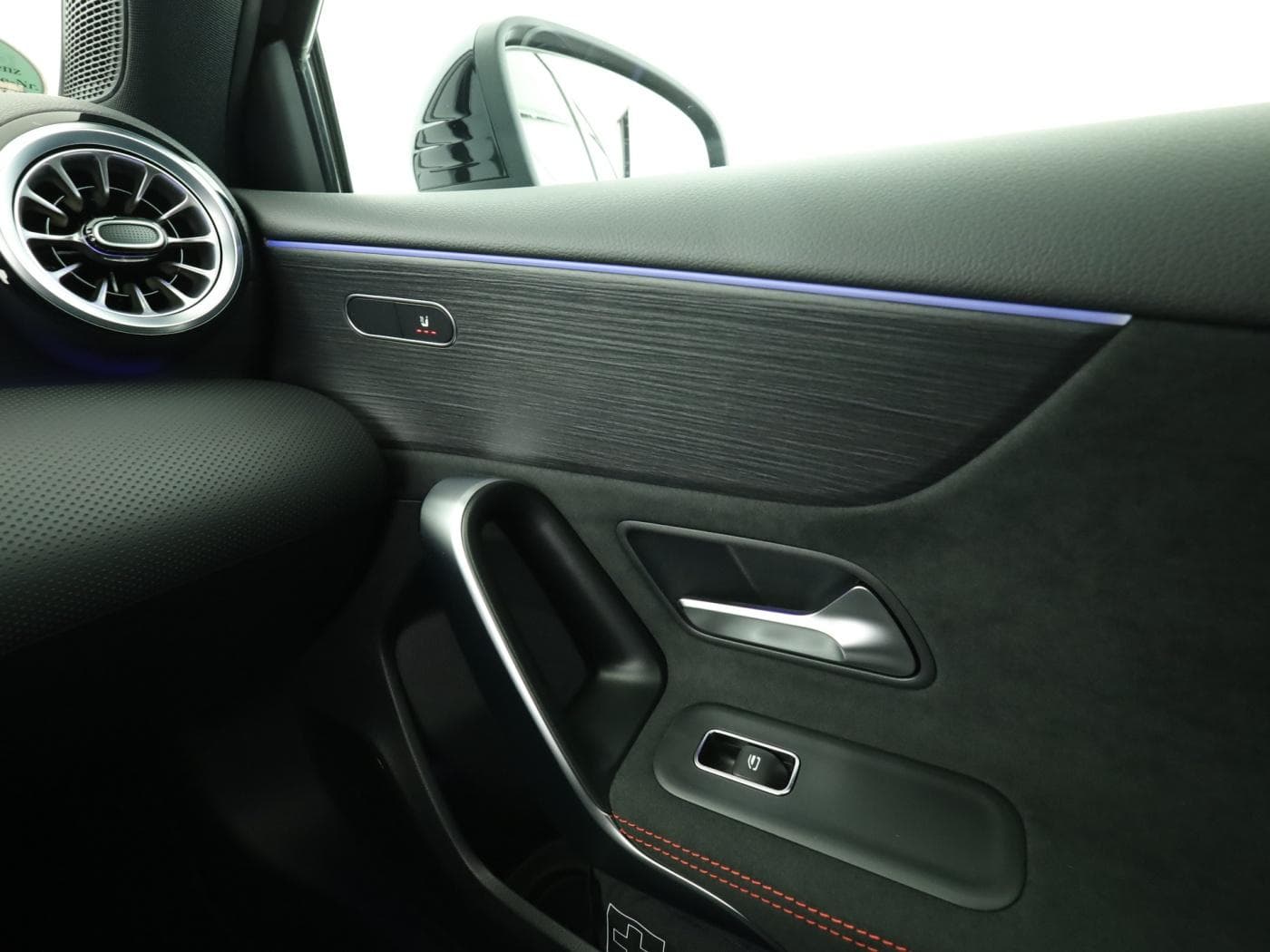 Mercedes-Benz A 180 Bild 16