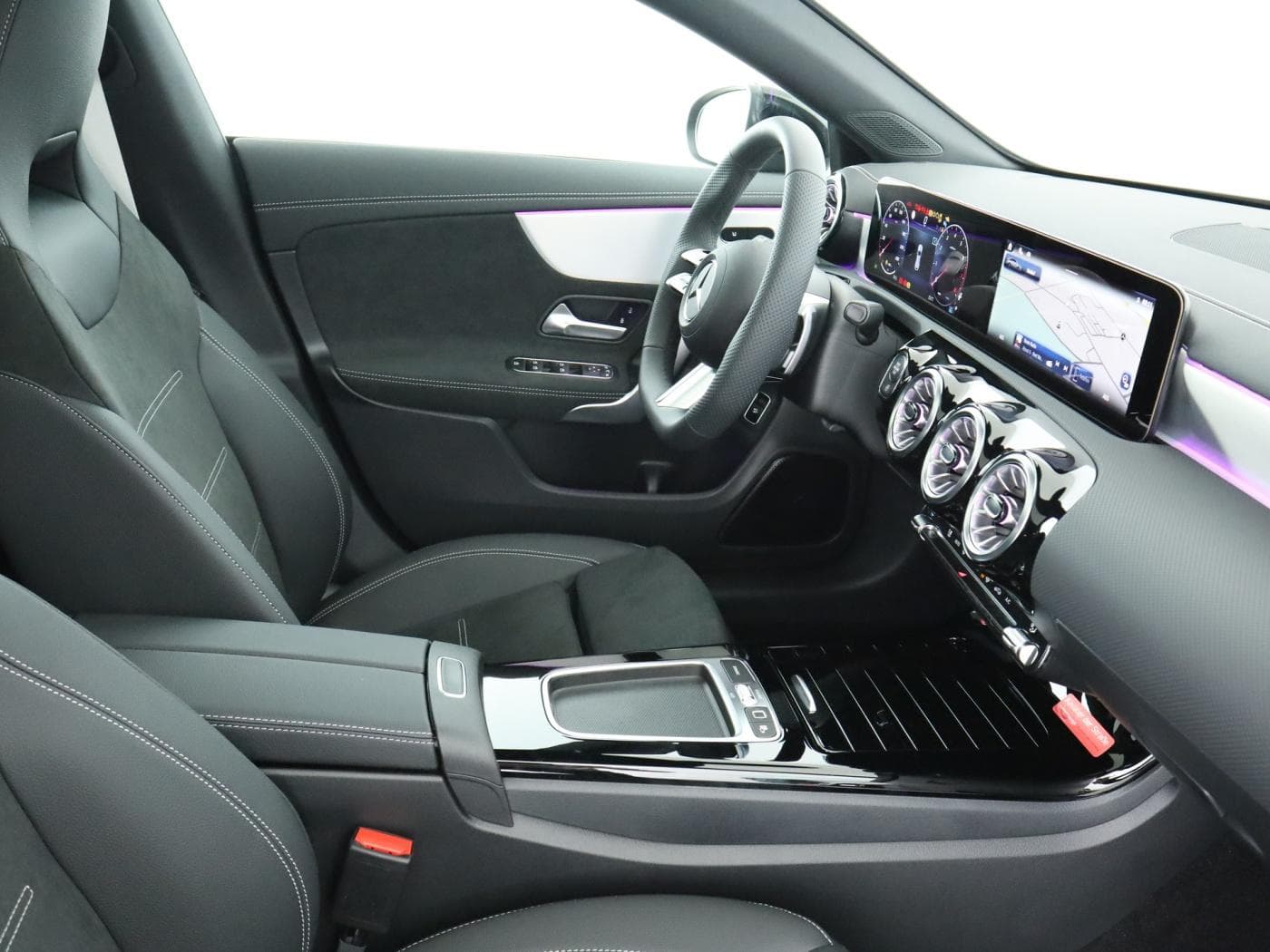 Mercedes-Benz CLA 200 SB Bild 17