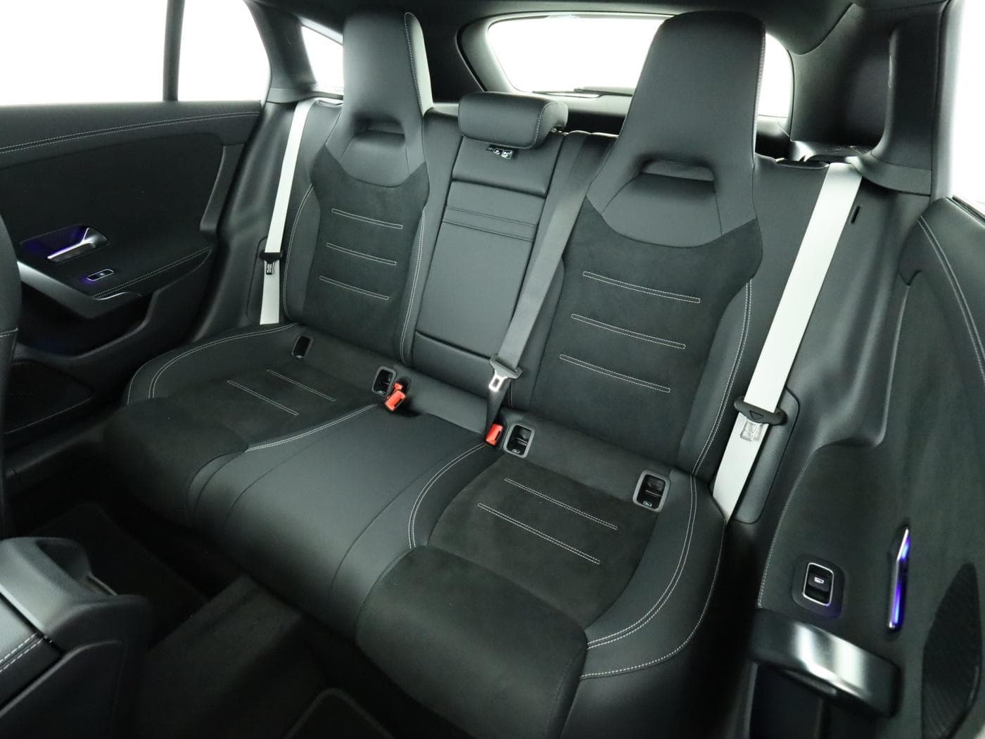 Mercedes-Benz CLA 200 SB Bild 18