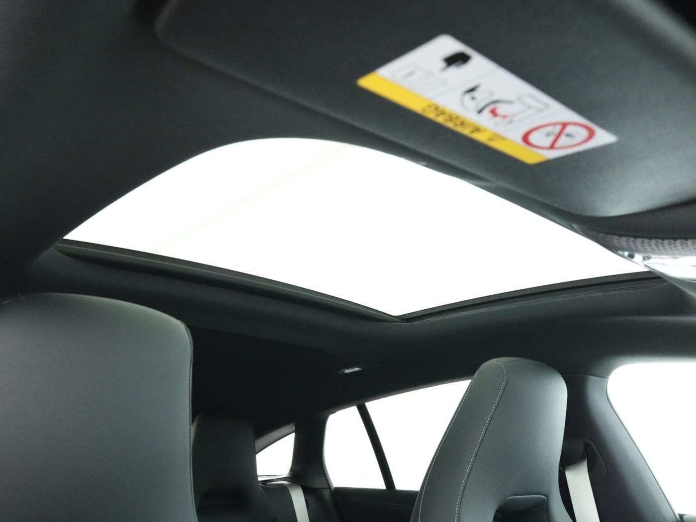 Mercedes-Benz CLA 200 SB Bild 21
