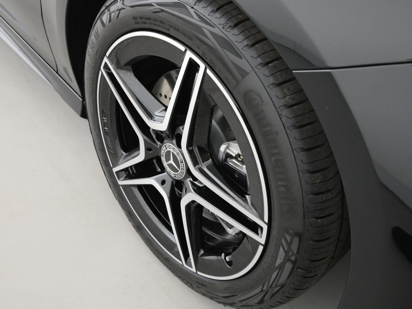 Mercedes-Benz CLA 200 SB Bild 22