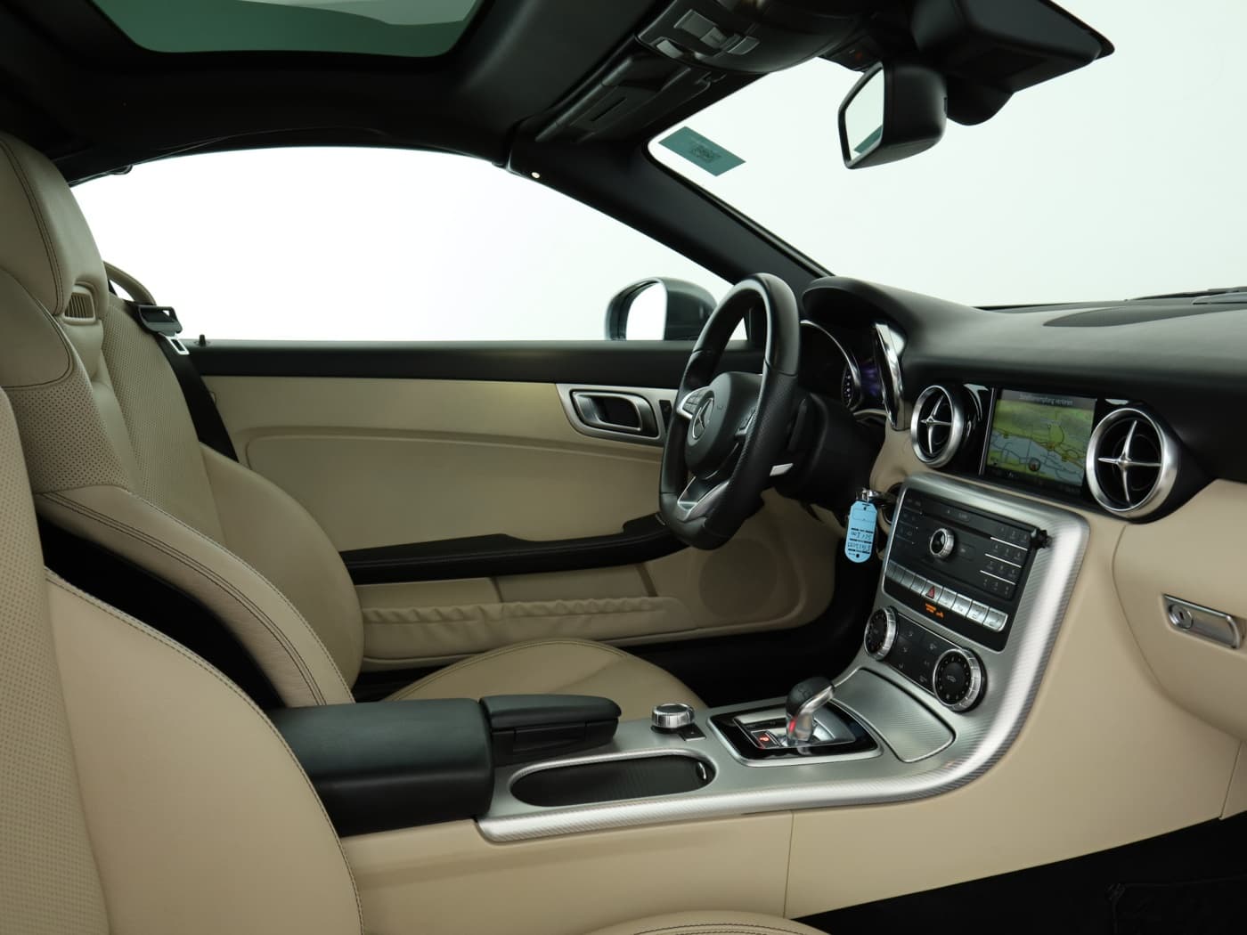 Mercedes-Benz SLC 200 Bild 17