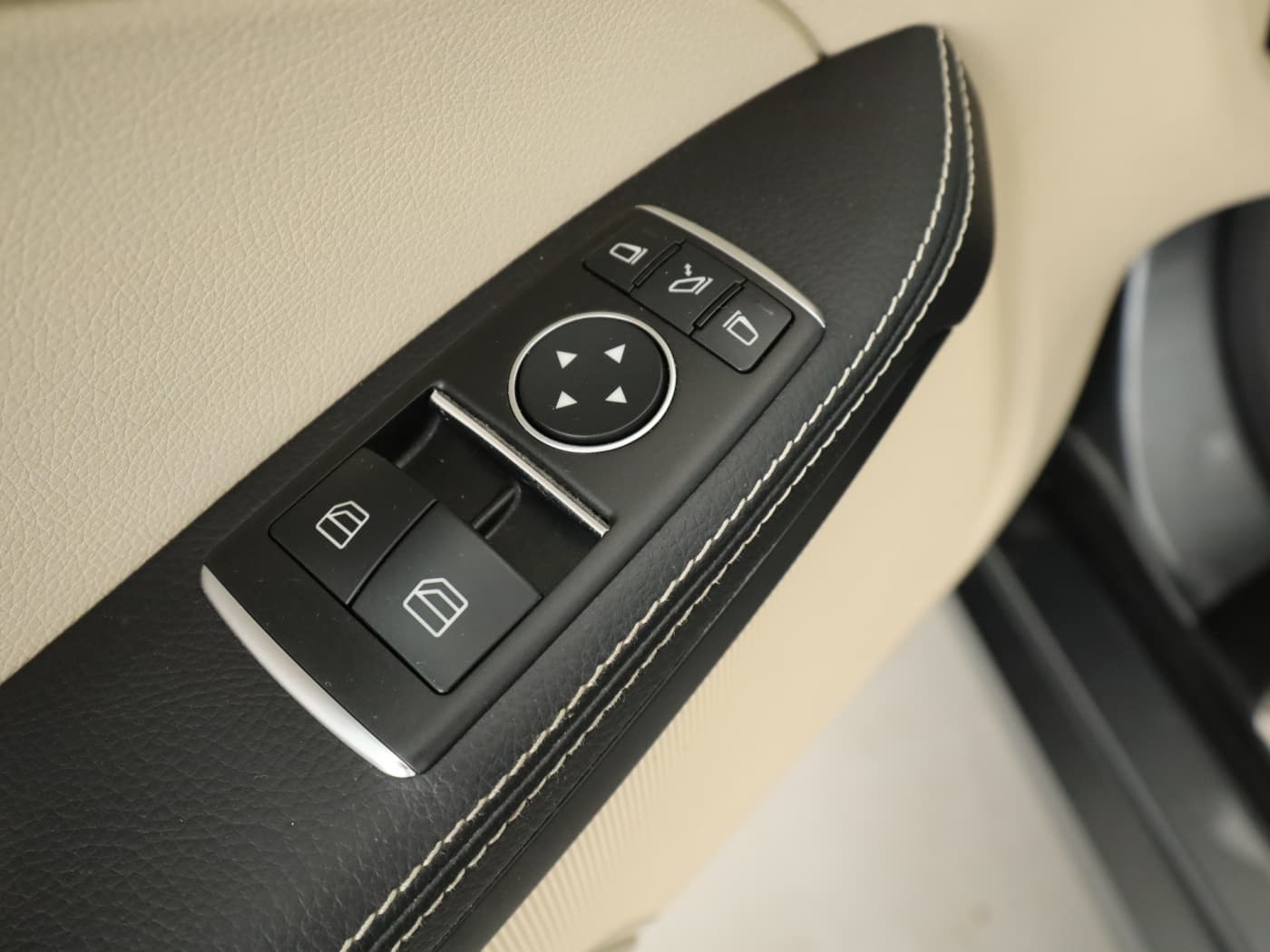 Mercedes-Benz SLC 200 Bild 24