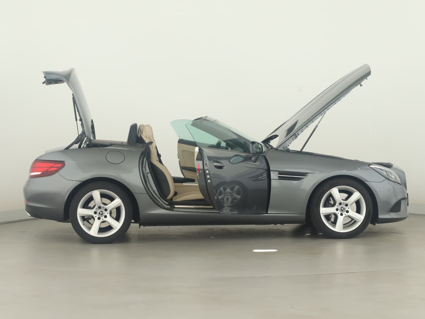 Mercedes-Benz SLC 200 Bild 8