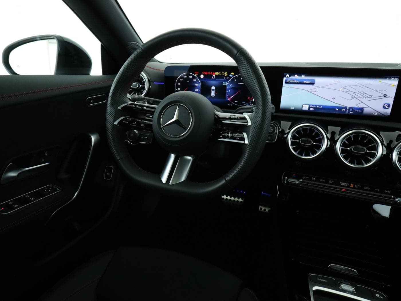 Mercedes-Benz CLA 200 SB Bild 10