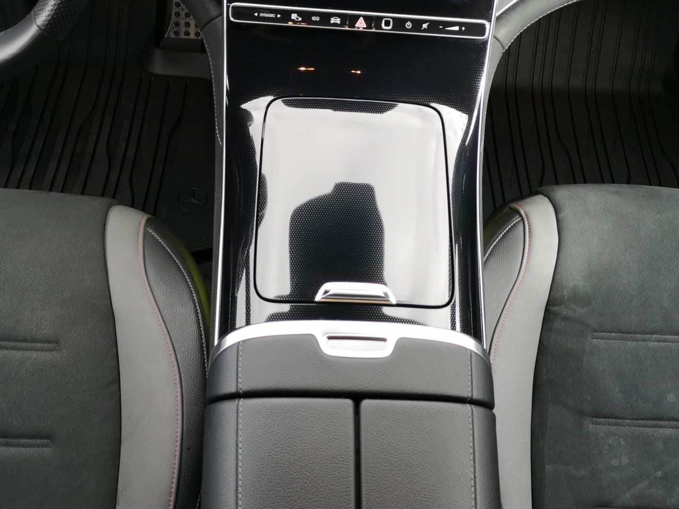 Mercedes-Benz EQE 350 4M Bild 13