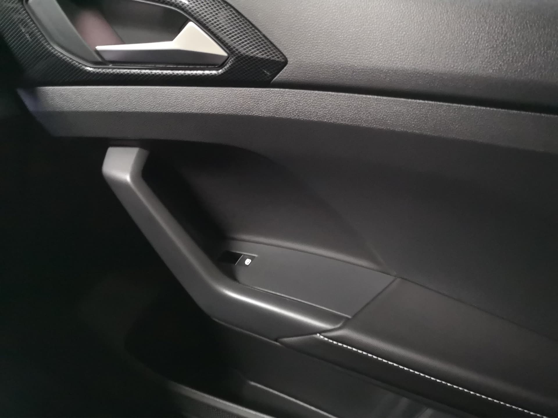 Volkswagen T-Cross Life 1.0 l TSI OPF  DSG Bild 14