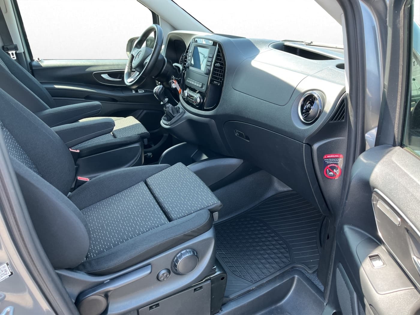 Mercedes-Benz Vito 116 CDI Mixto Bild 13
