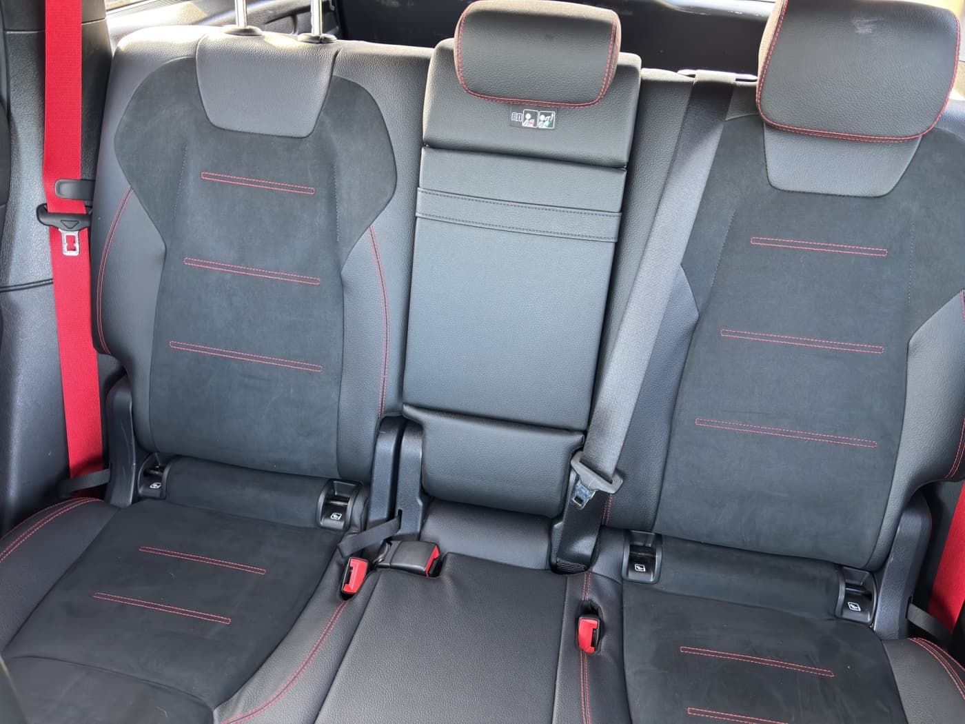 Mercedes-Benz GLB 35 AMG 4M Bild 16