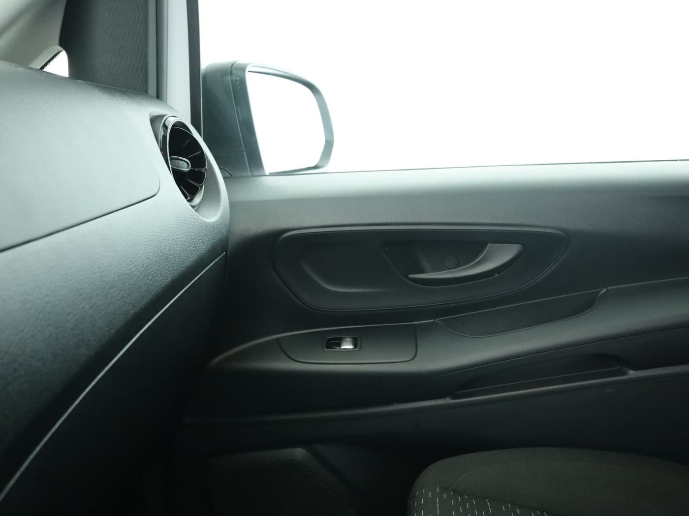 Mercedes-Benz Vito 114 CDI Tourer PRO Lang Bild 16