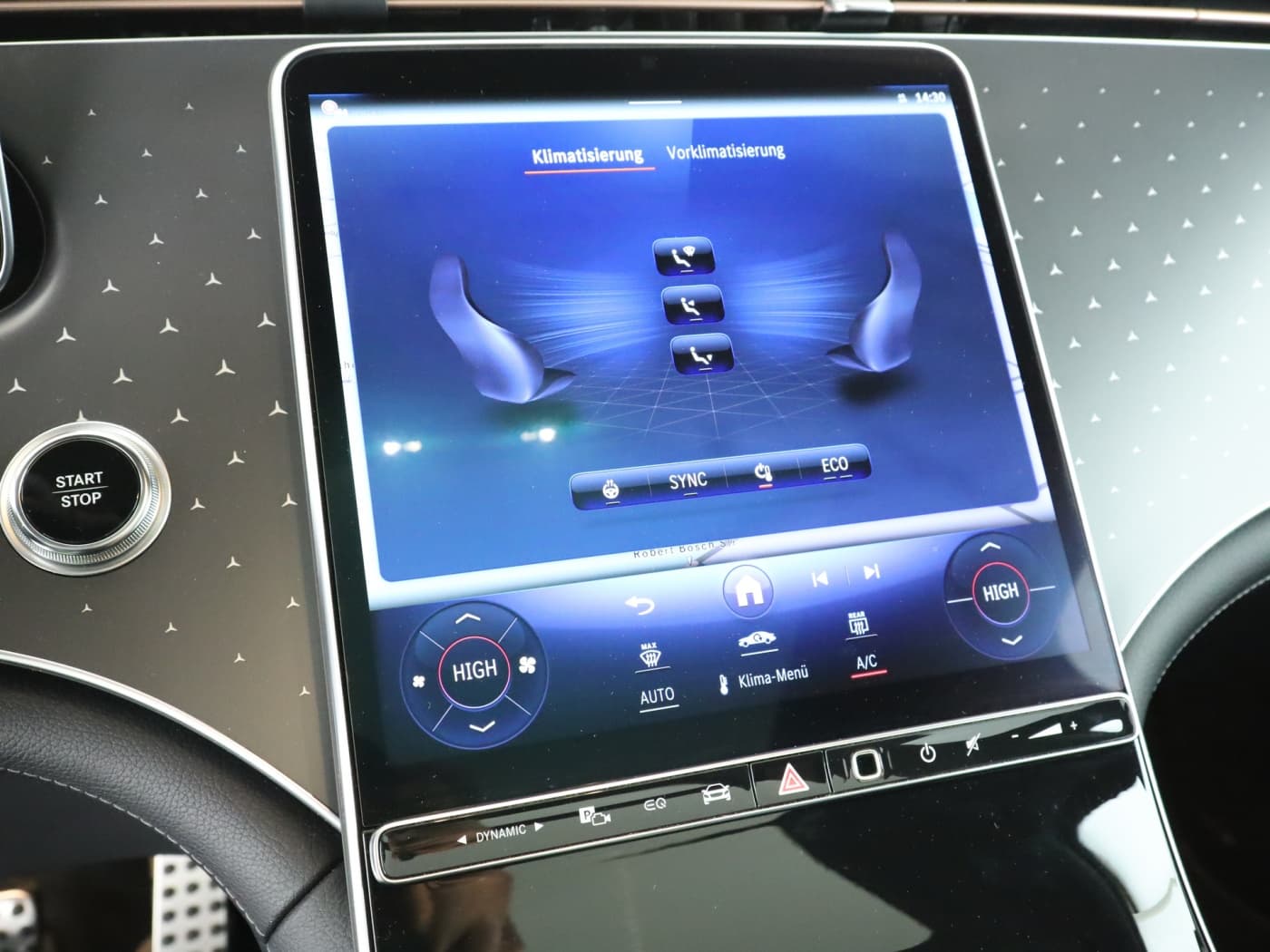 Mercedes-Benz EQE 350 4M SUV Bild 14