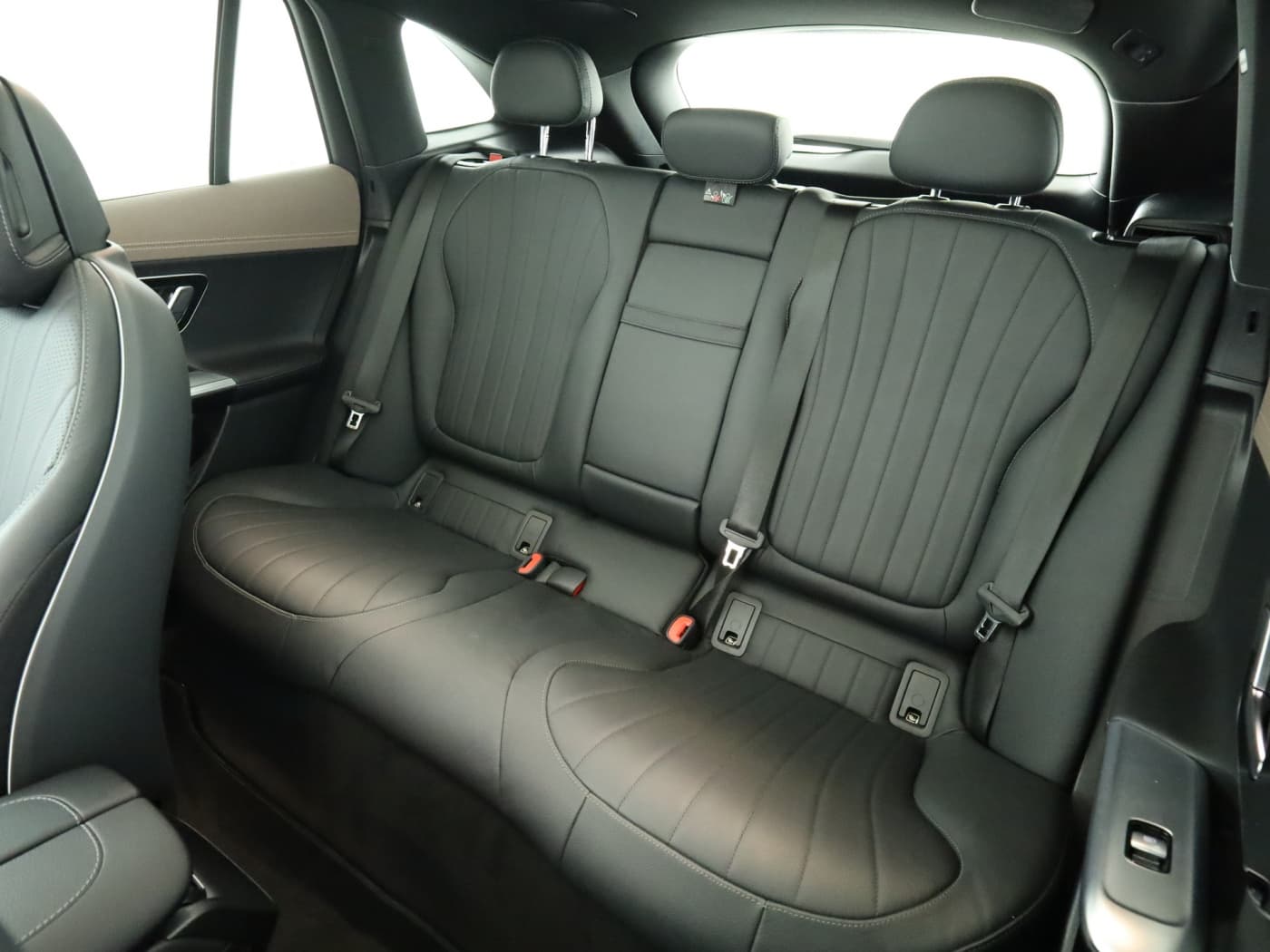 Mercedes-Benz EQE 350 4M SUV Bild 18