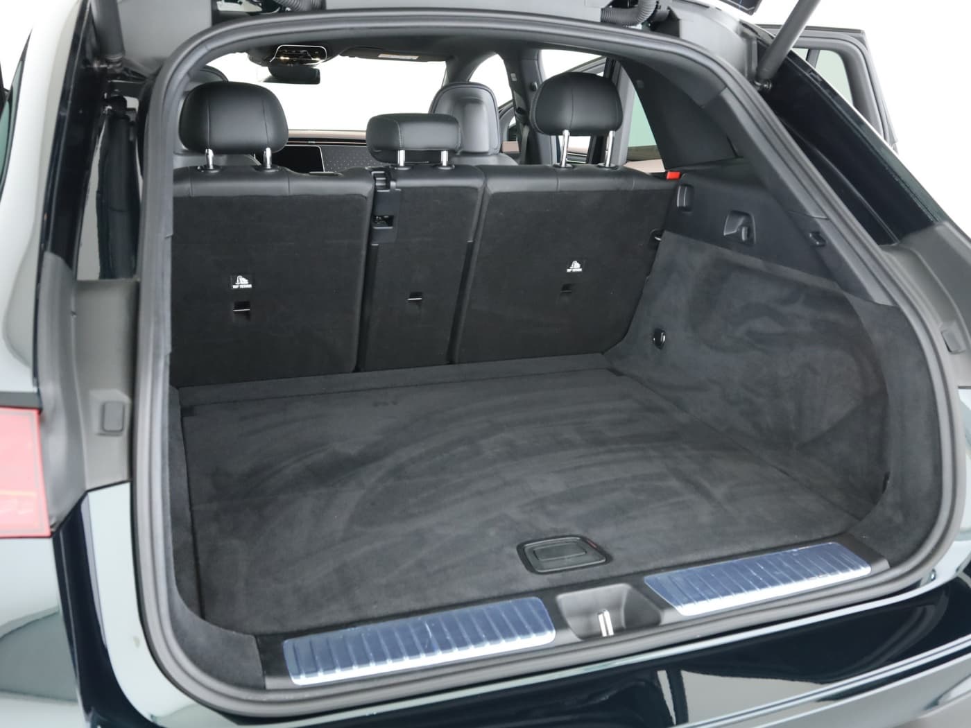 Mercedes-Benz EQE 350 4M SUV Bild 23