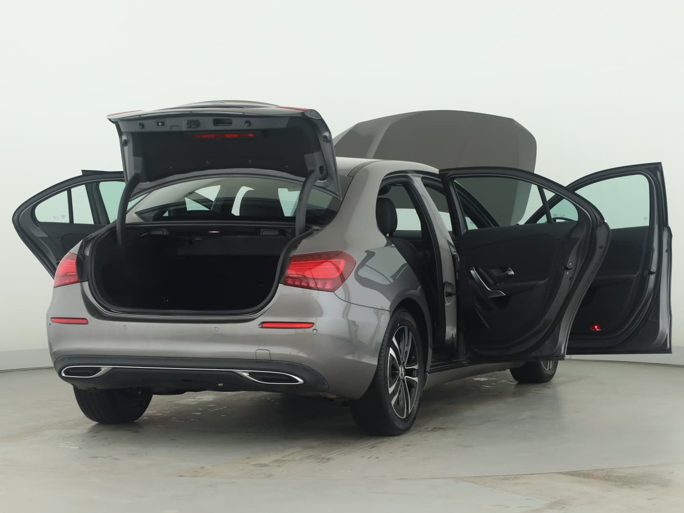 Mercedes-Benz A 180 d Lim Bild 9