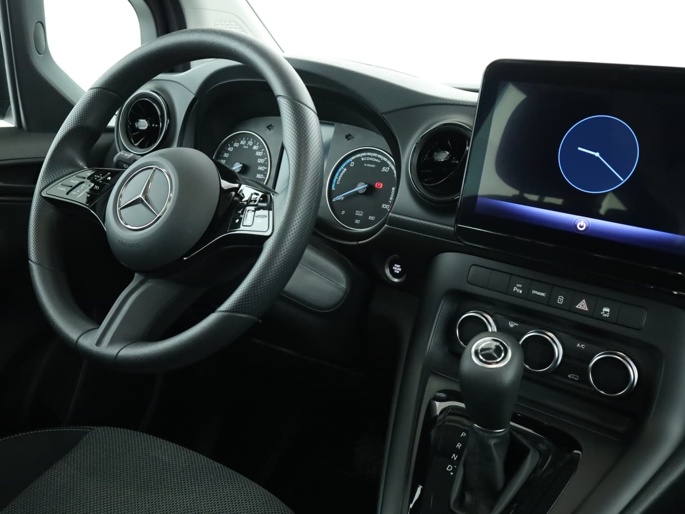 Mercedes-Benz eCitan Tourer PRO Lang Bild 10