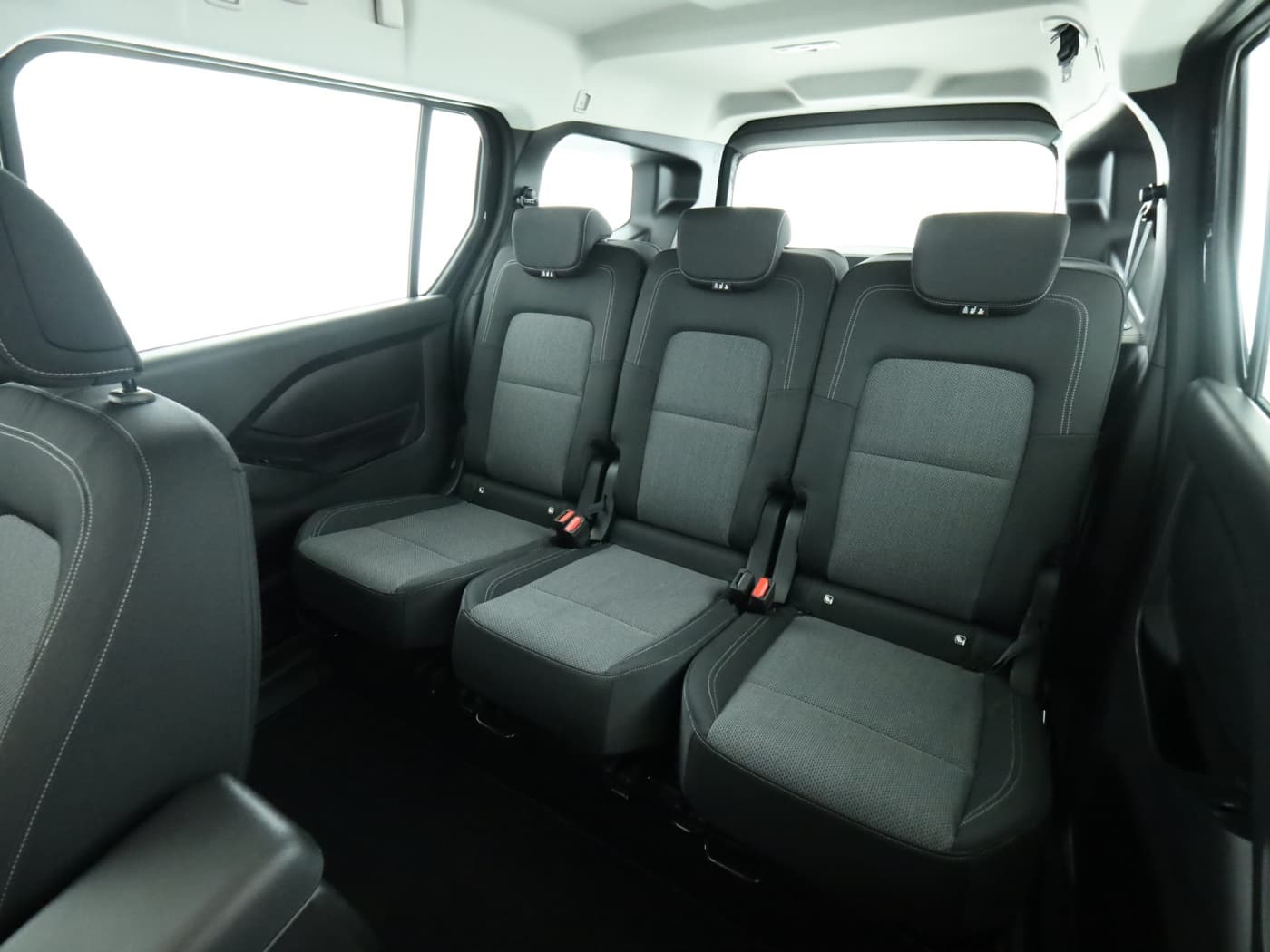 Mercedes-Benz eCitan Tourer PRO Lang Bild 18