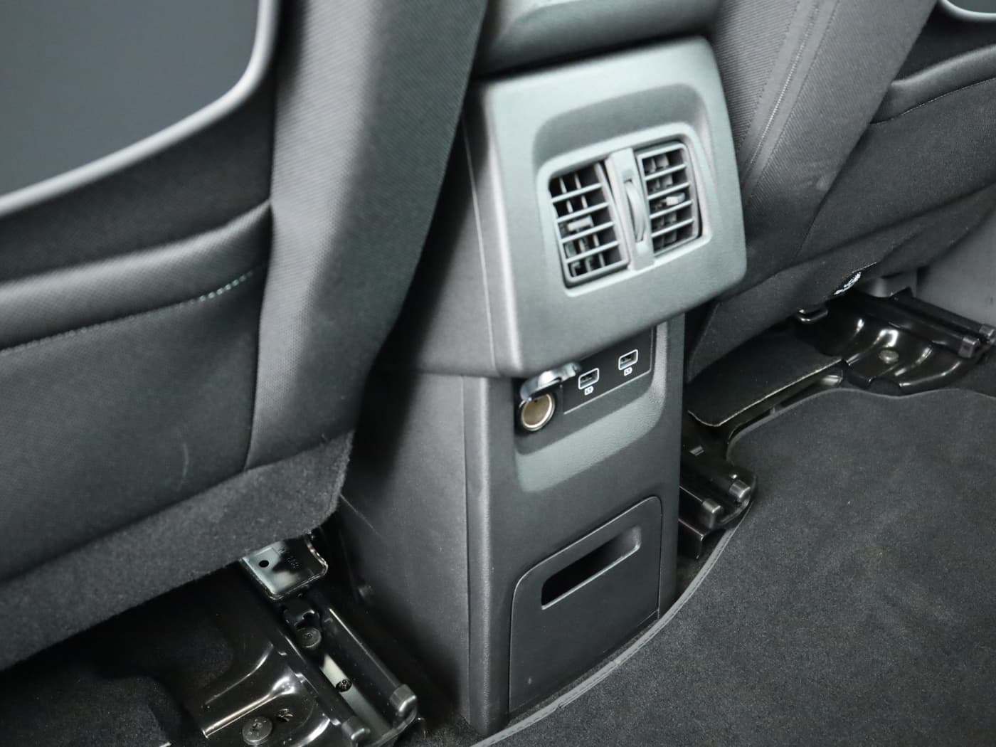 Mercedes-Benz eCitan Tourer PRO Lang Bild 24