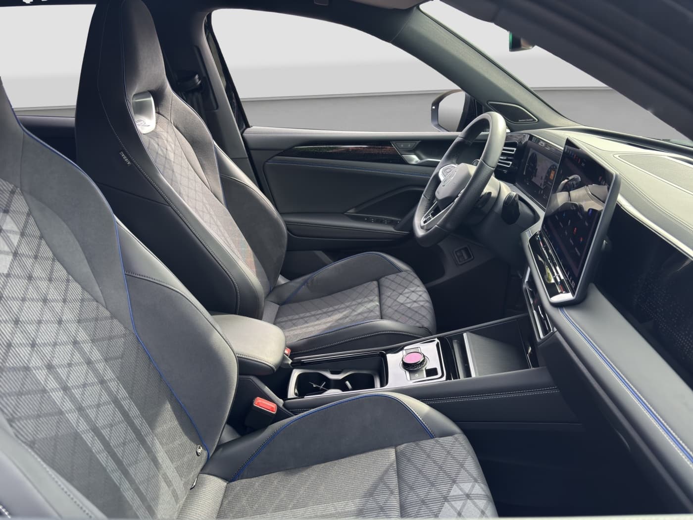 Volkswagen Tiguan 1.5 TSI eHybrid Bild 15