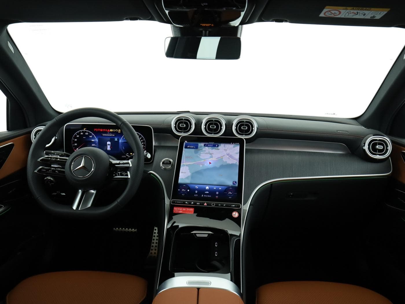 Mercedes-Benz GLC 300 e 4MATIC mit EQ Hybrid Technologie Bild 19