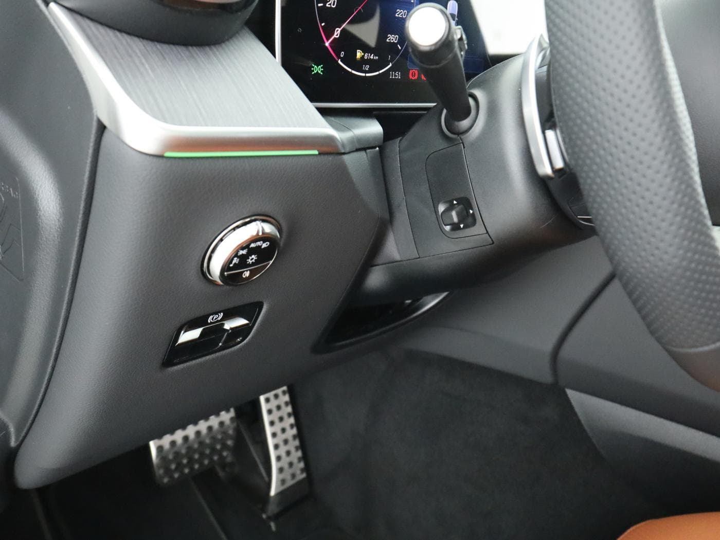 Mercedes-Benz GLC 300 e 4MATIC mit EQ Hybrid Technologie Bild 28