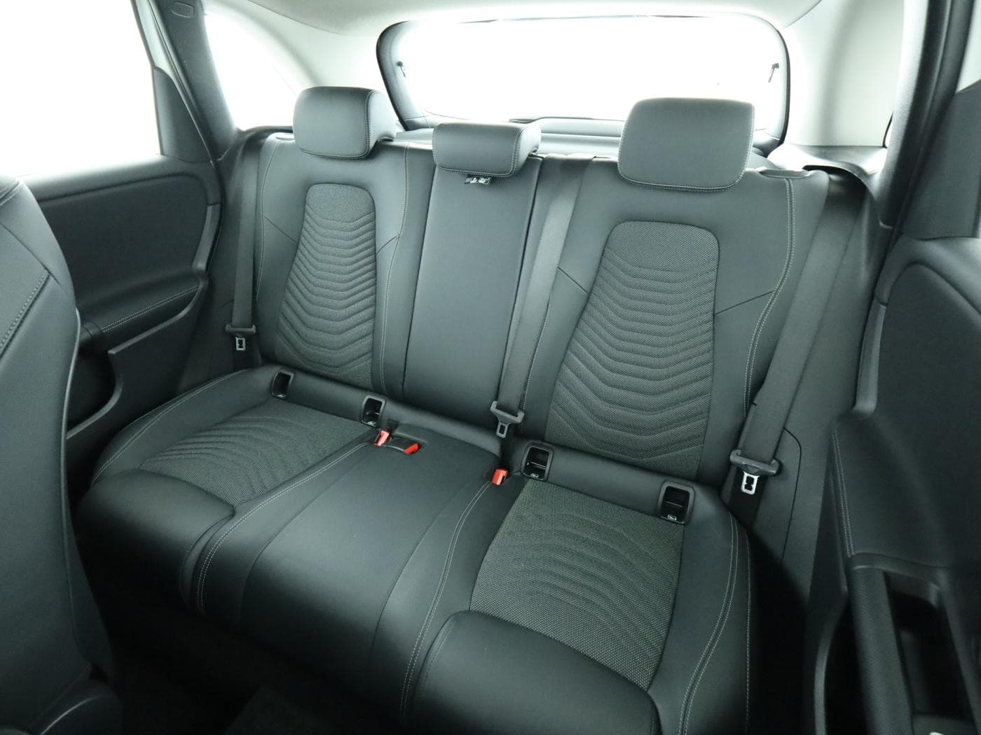 Mercedes-Benz B 180 d Bild 18