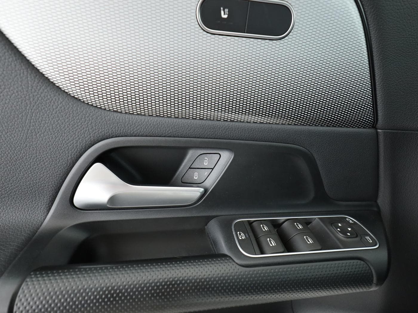 Mercedes-Benz B 180 d Bild 20