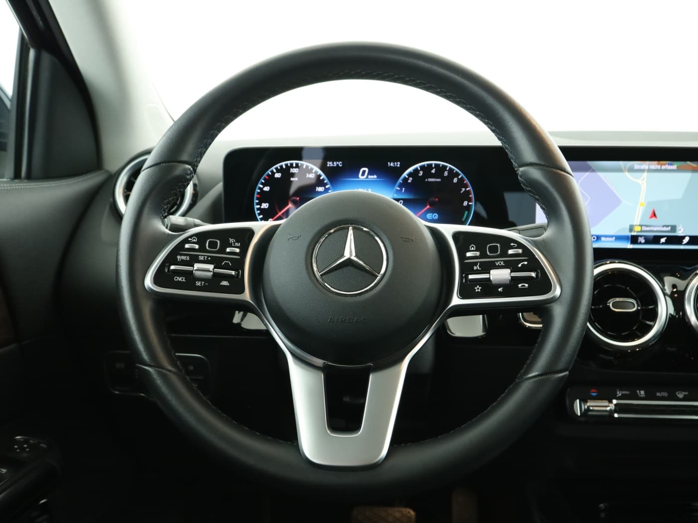 Mercedes-Benz GLA 250 e Bild 11