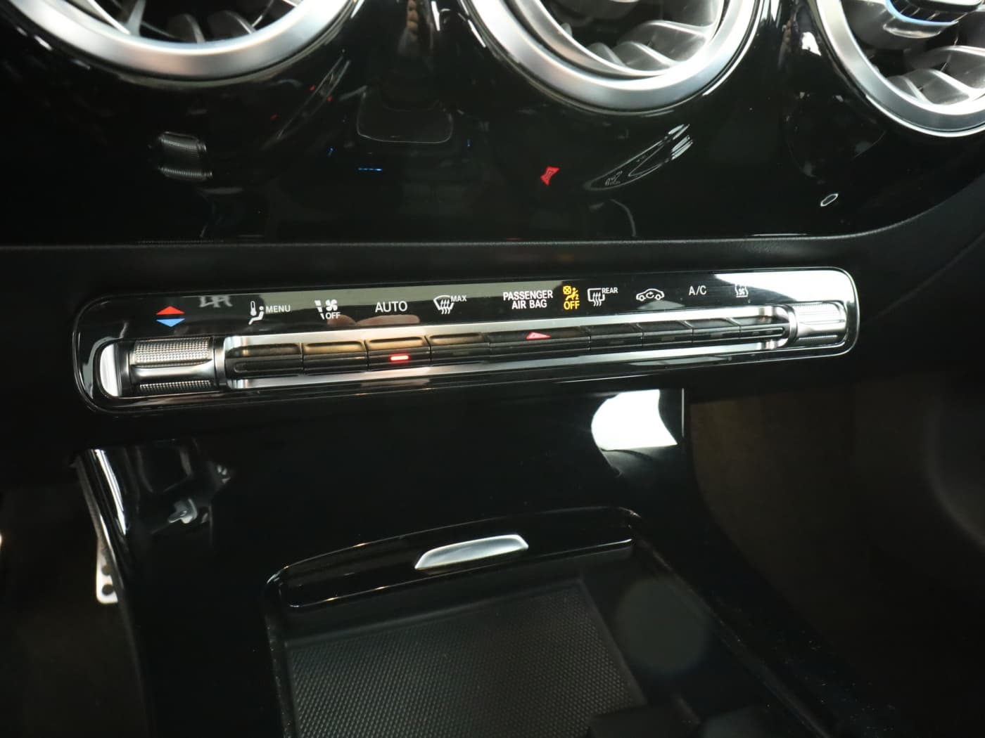 Mercedes-Benz CLA 250 e SB Bild 14