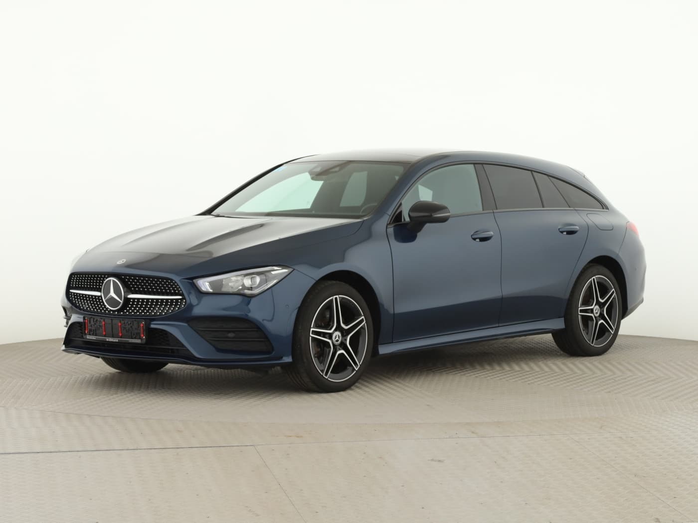 Mercedes-Benz CLA 250 e SB Bild 5