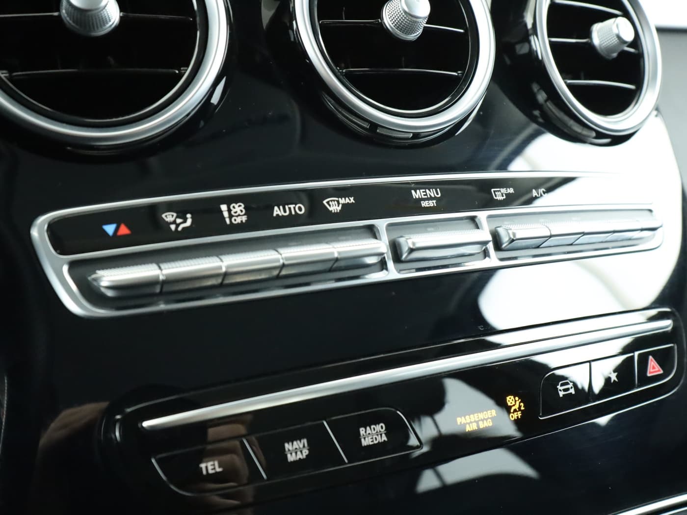 Mercedes-Benz GLC 200 4M Bild 14