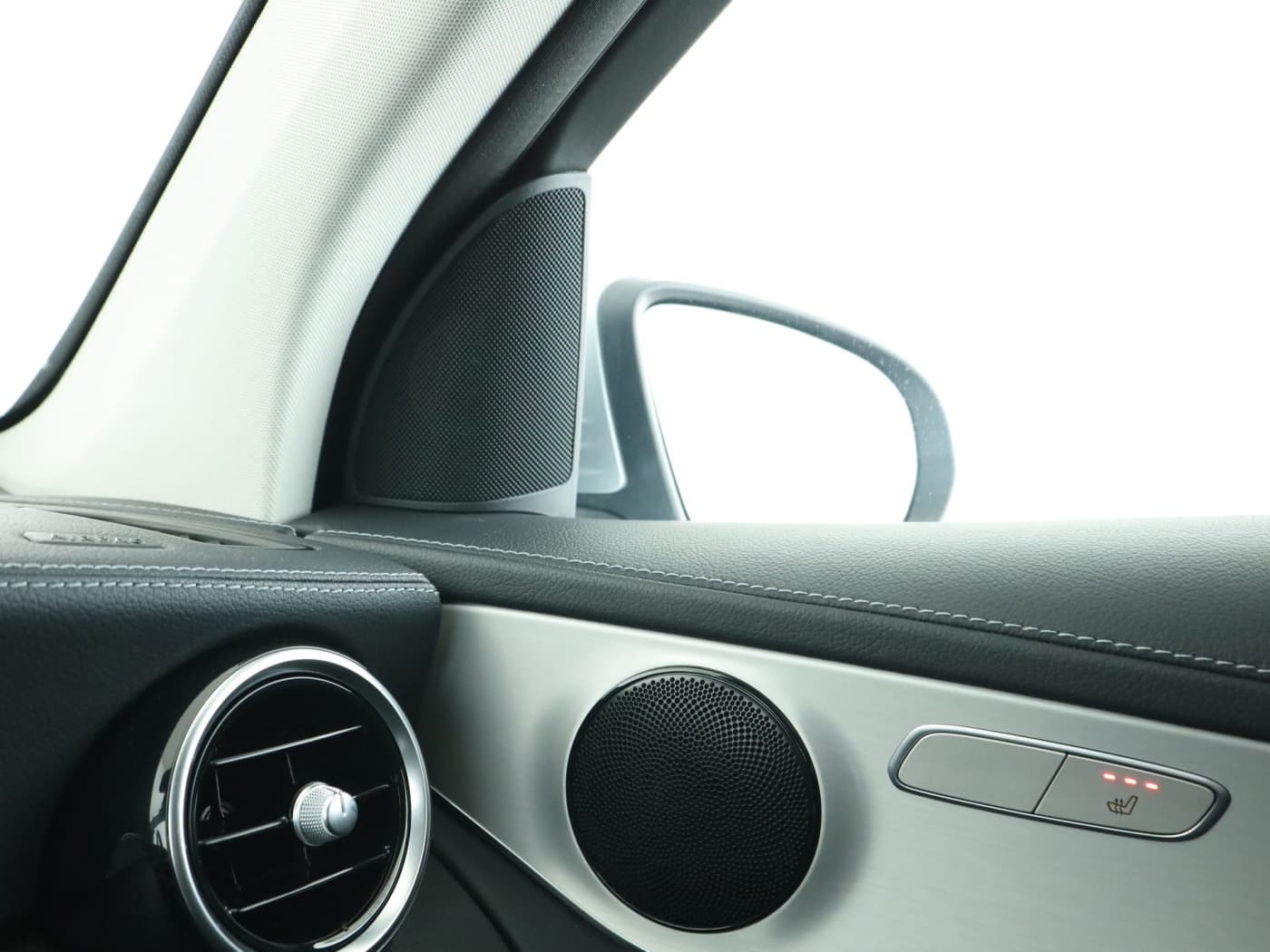 Mercedes-Benz GLC 200 4M Bild 16