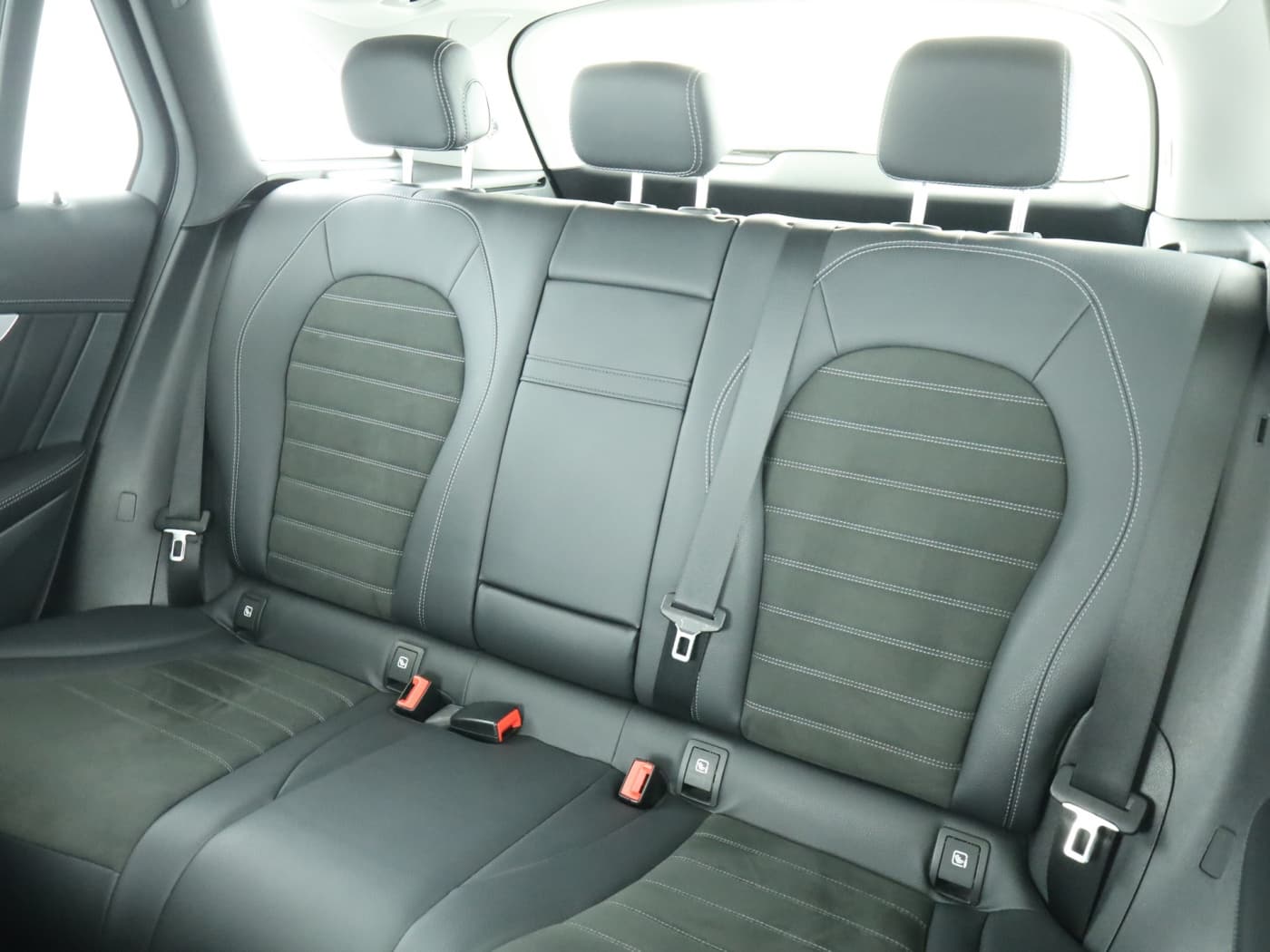 Mercedes-Benz GLC 200 4M Bild 18