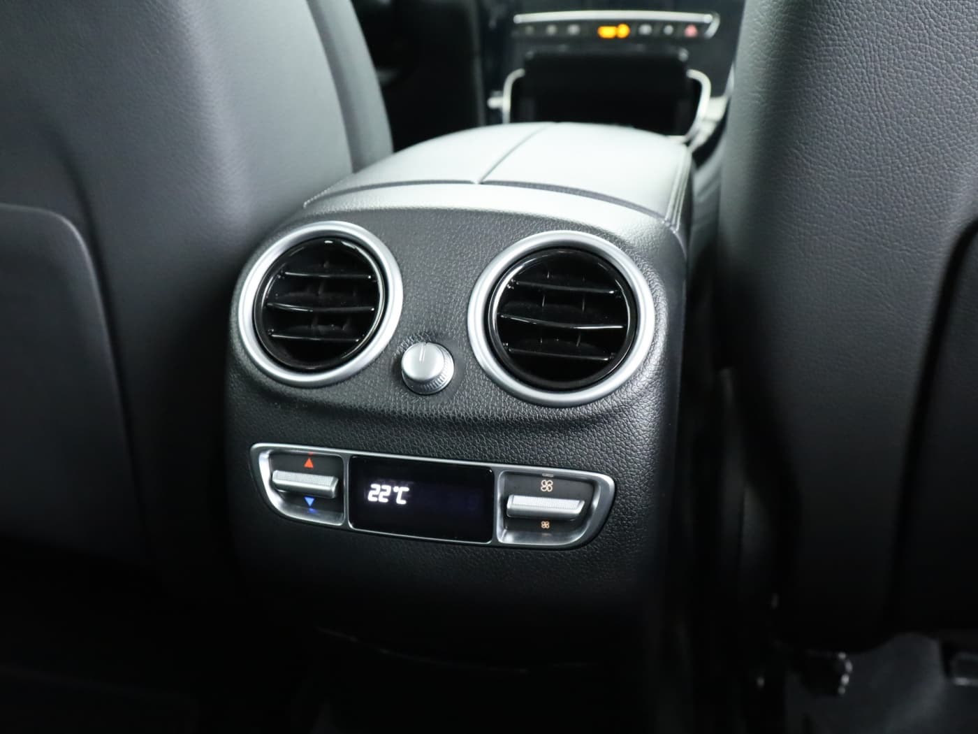 Mercedes-Benz GLC 200 4M Bild 23