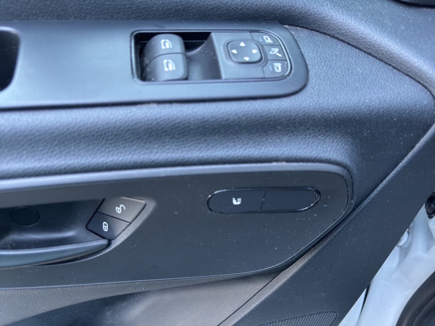 Mercedes-Benz Sprinter 317 CDI Kasten PRO Hochdach Lang Bild 16