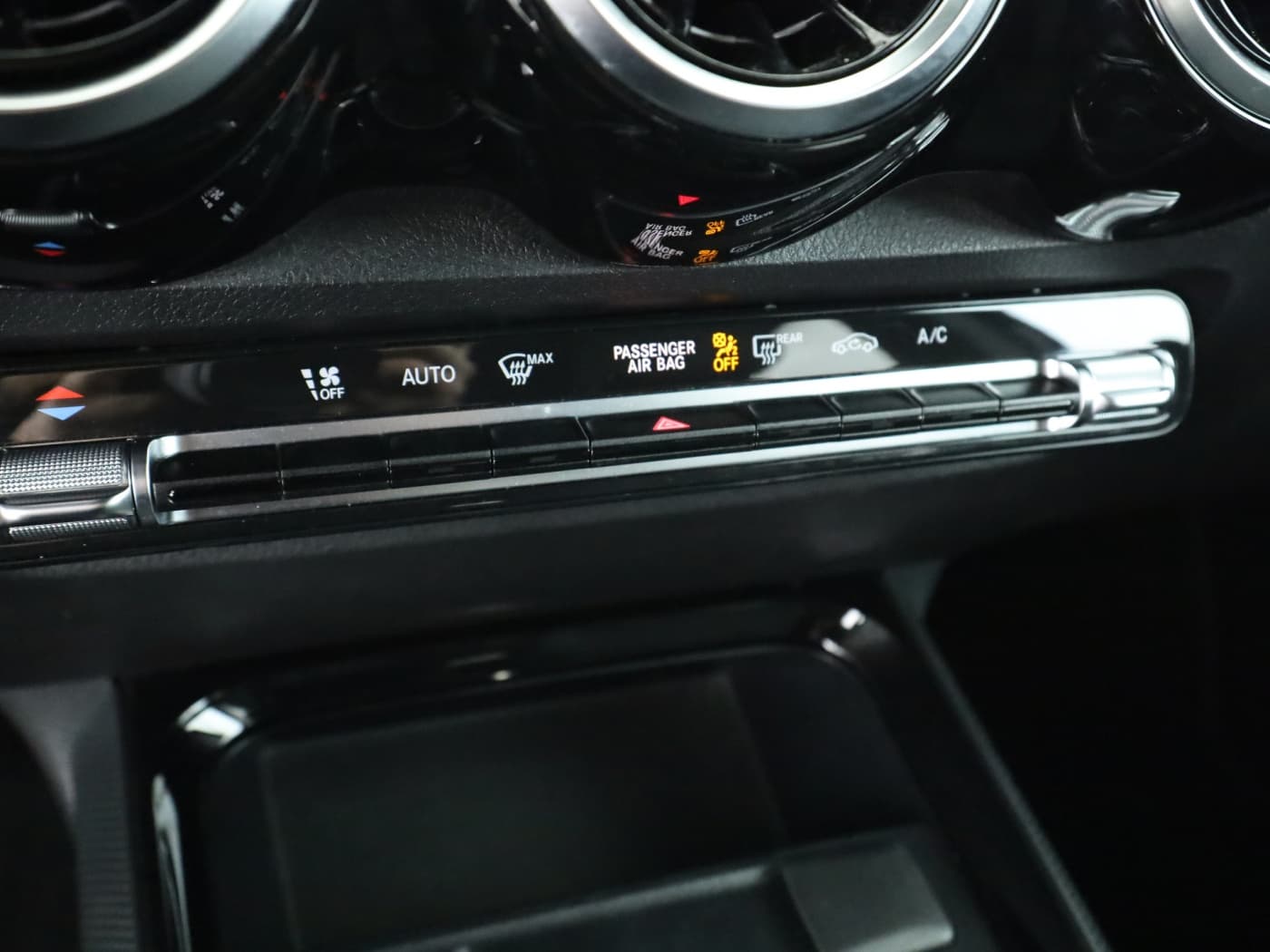 Mercedes-Benz GLB 220 d Bild 14