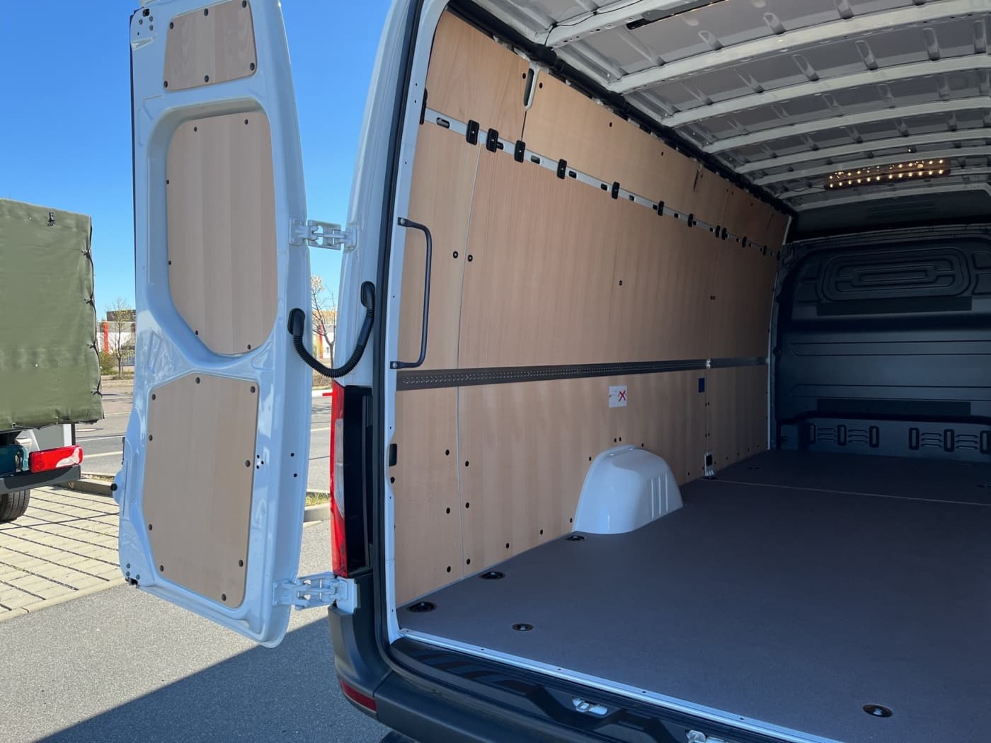 Mercedes-Benz Sprinter 315 CDI Kasten SELECT Extralang Bild 19