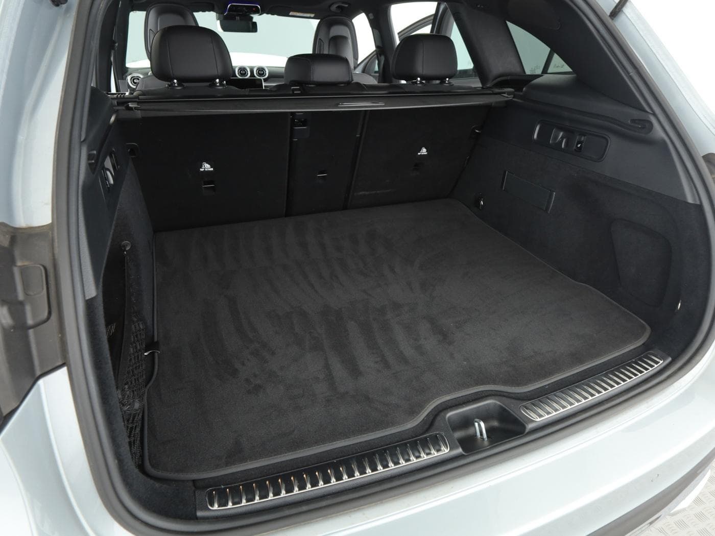 Mercedes-Benz GLC 300 4M Bild 23