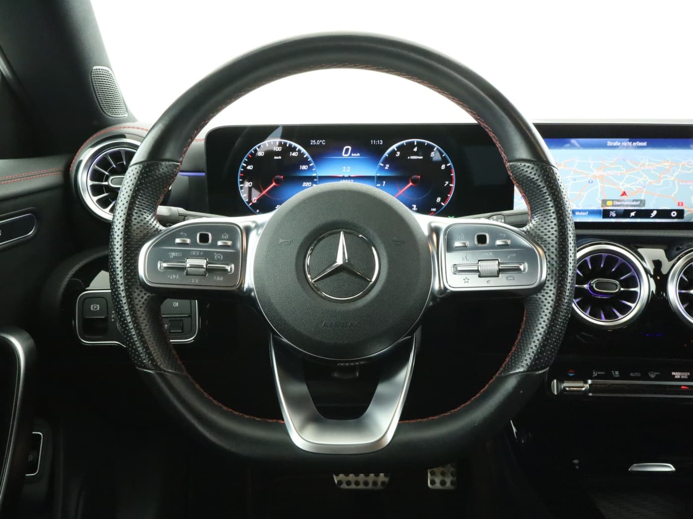 Mercedes-Benz CLA 200 SB Bild 11