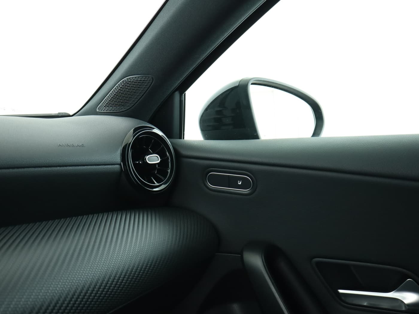 Mercedes-Benz A 180 d Bild 16