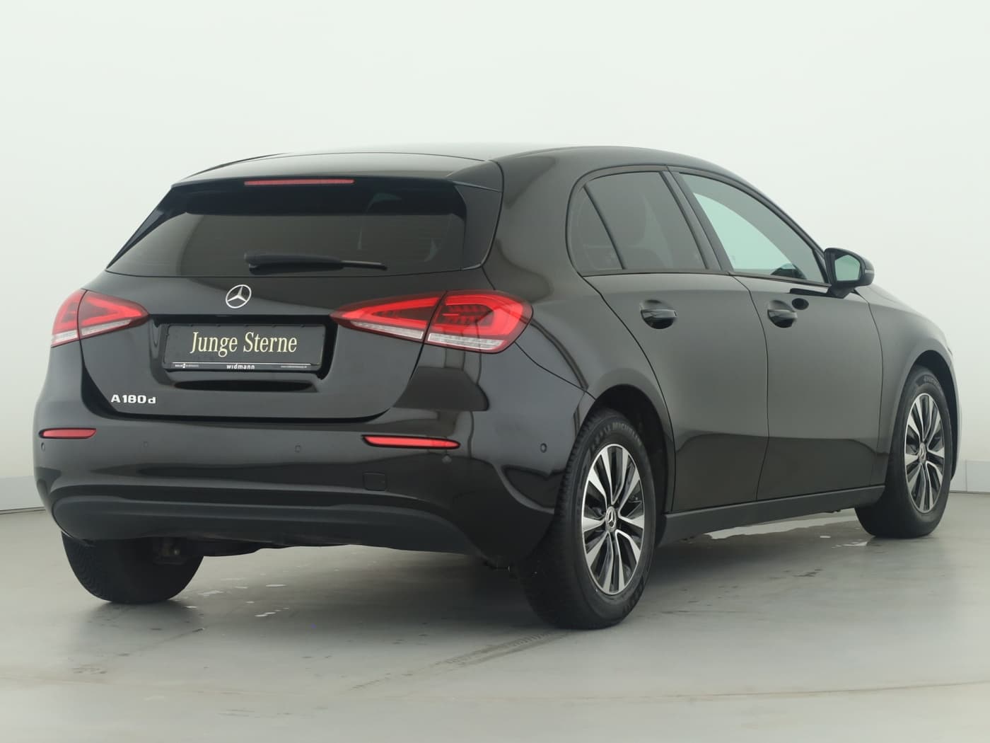 Mercedes-Benz A 180 d Bild 2