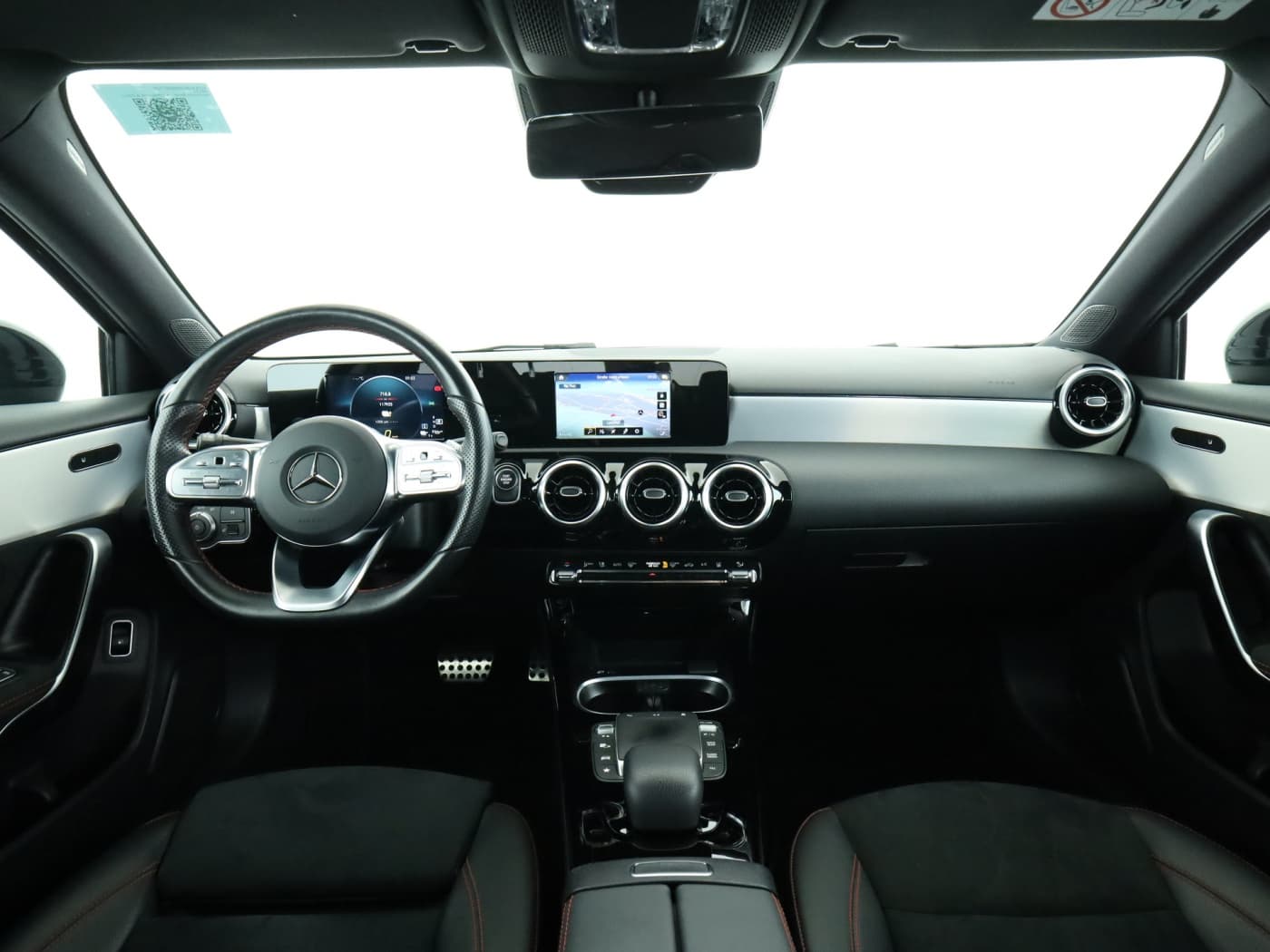 Mercedes-Benz A 250 e Lim Bild 19