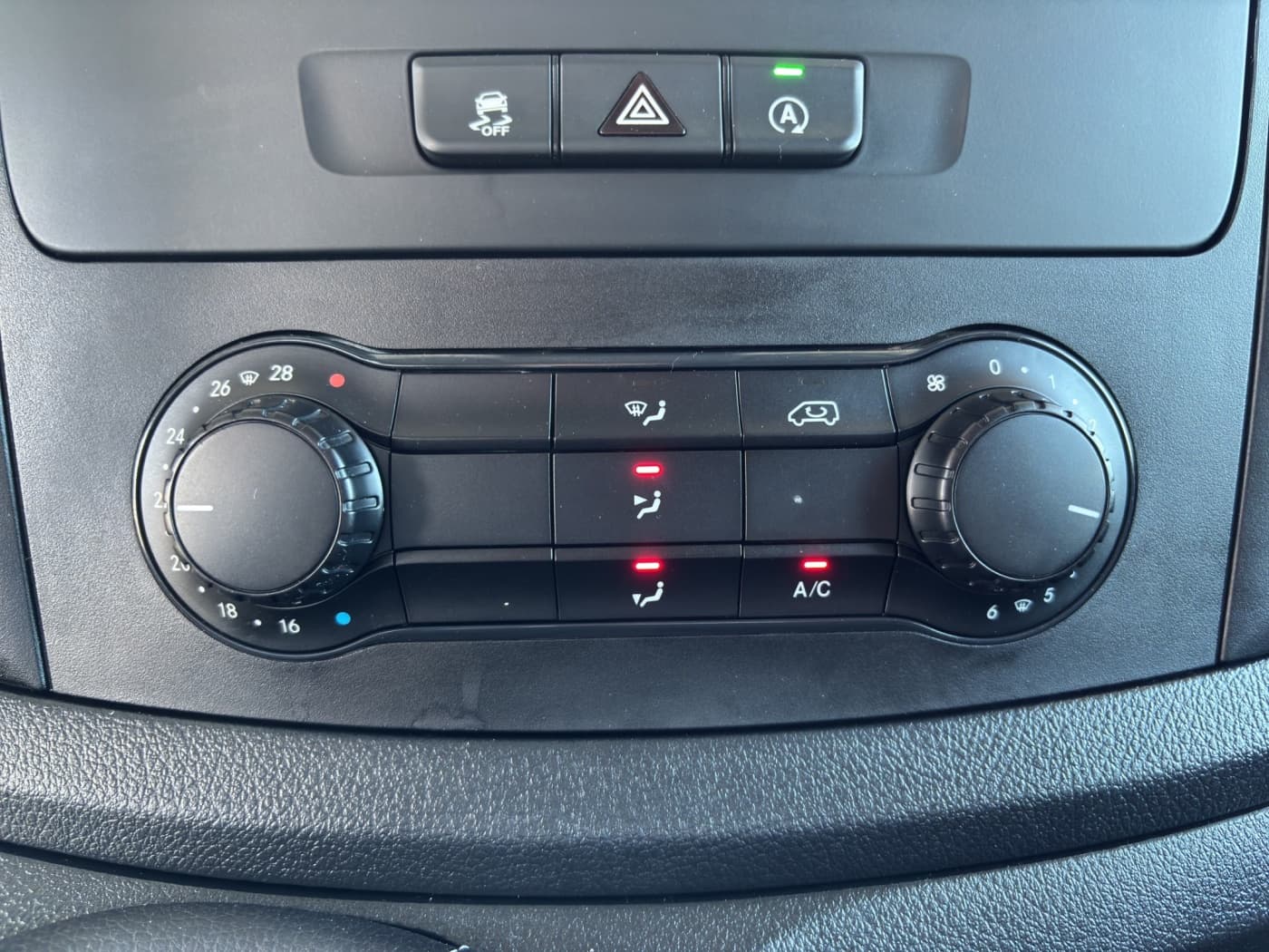 Mercedes-Benz Vito 110 CDI Kasten Lang Bild 12