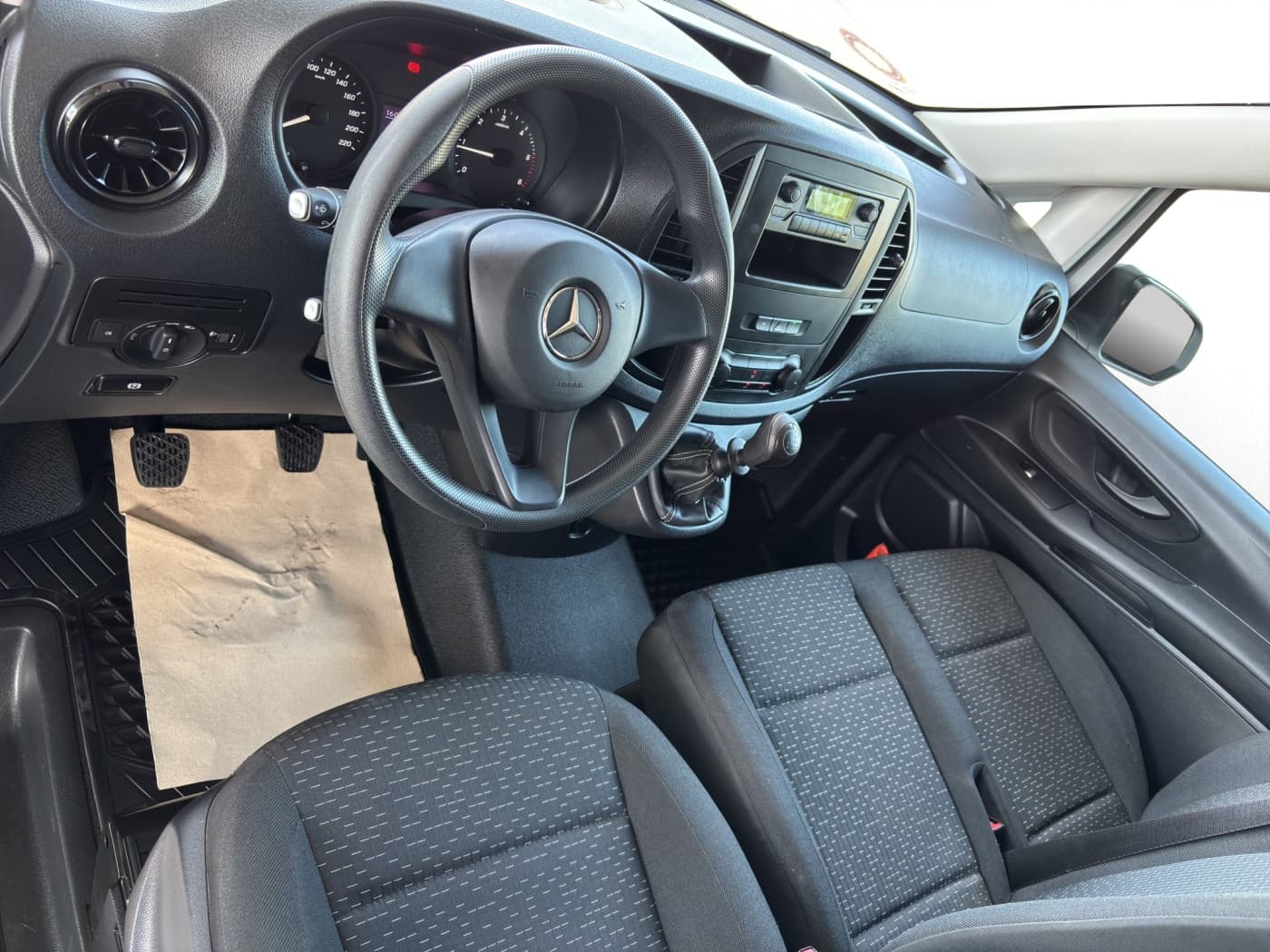 Mercedes-Benz Vito 110 CDI Kasten Lang Bild 9