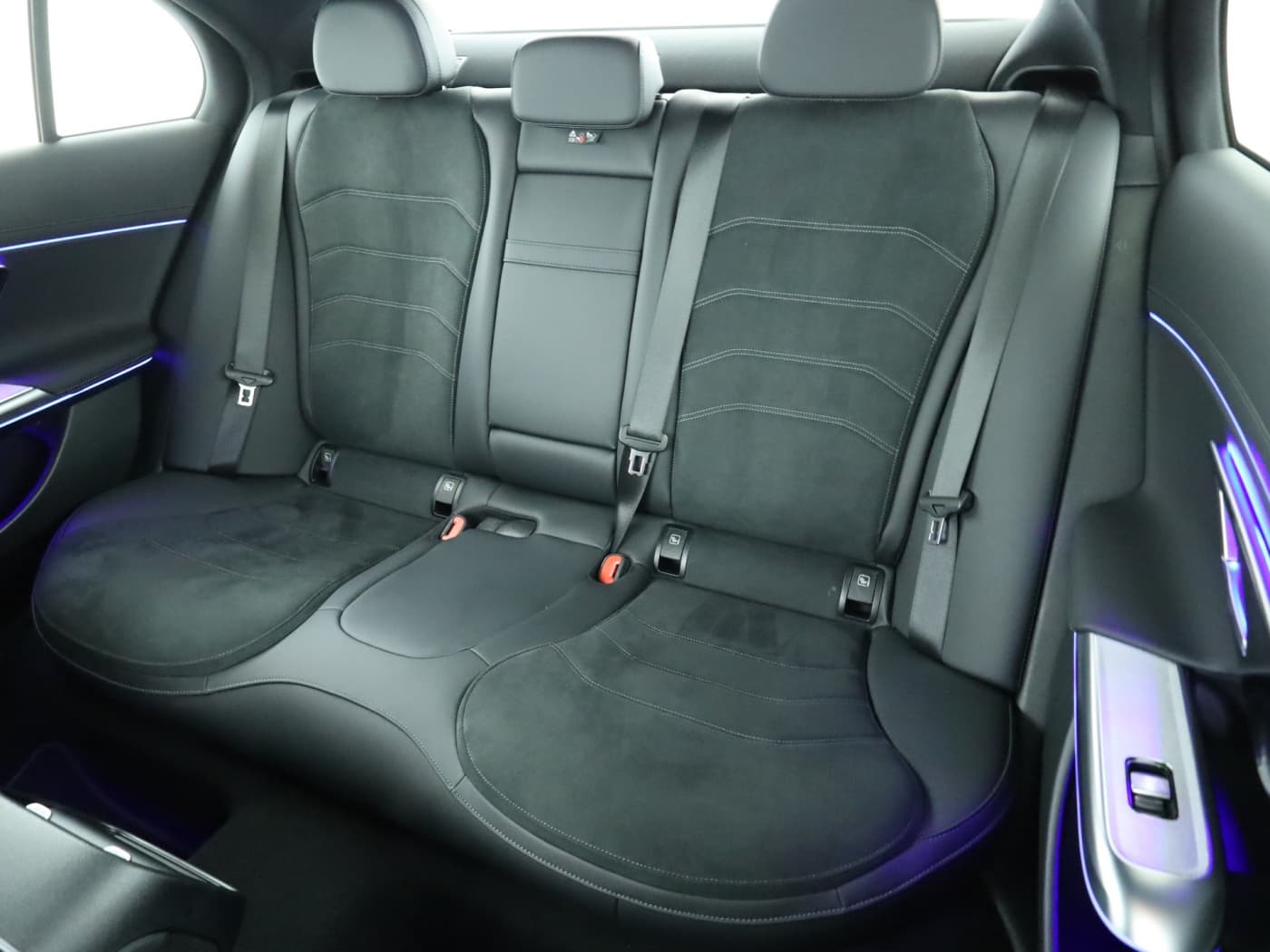 Mercedes-Benz E 220 d Bild 18