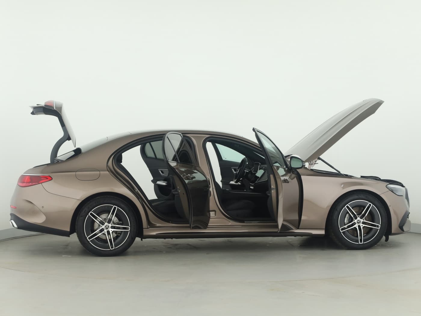 Mercedes-Benz E 220 d Bild 8